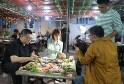 凌源美食爆料视频播放,视频播放揭示地道风味